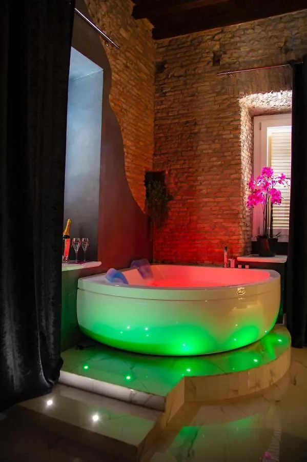 Oda ve Kahvaltı Rhome Luxury Suite Roma İtalya