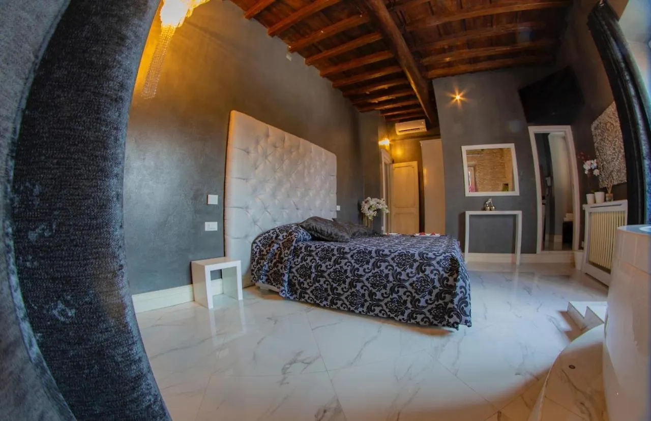 Rhome Luxury Suite Roma İtalya